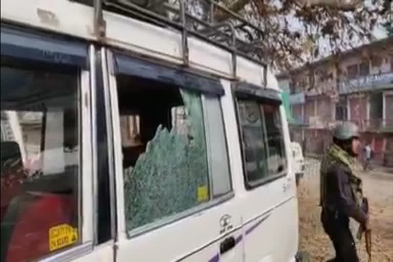 2 CRPF jawans, civilian injured in grenade attack in North Kashmir's Baramulla