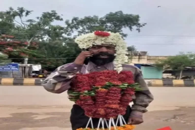 Thousands turn out for funeral of 'lucky charm' beggar in Karnataka