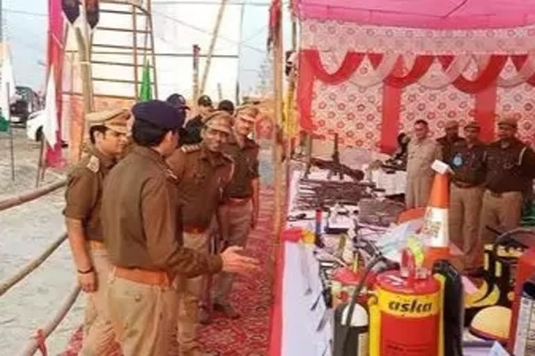 Religious fair showcases police weapons in UP