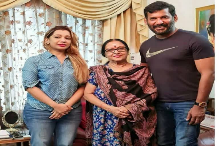 Tamil actor vishal meets senior actress B Saroja devi in Bangalore