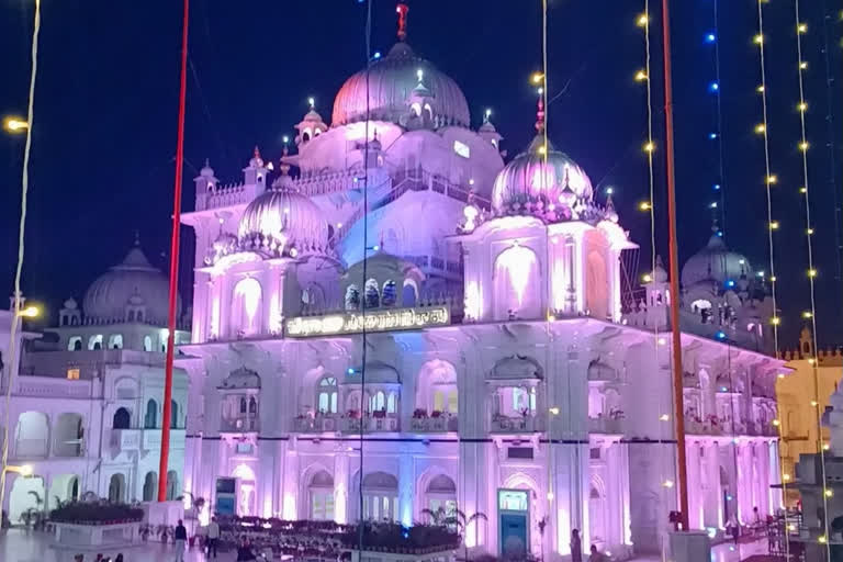 552th Prakash Parv of guru nanak dev celebrated in Takht Shri Harimandir Patna