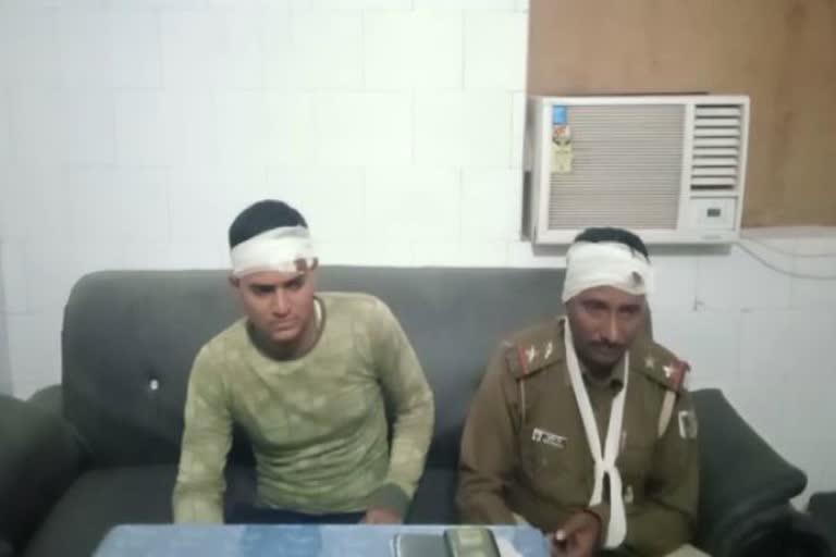 वैशाली में पुलिस टीम पर हमला