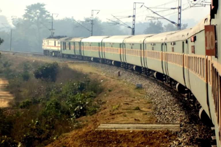 Teesta Torsha Express