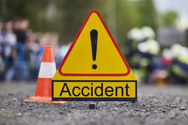 Karnataka Road Accident: ایک ہی کنبے کے پانچ افراد ہلاک