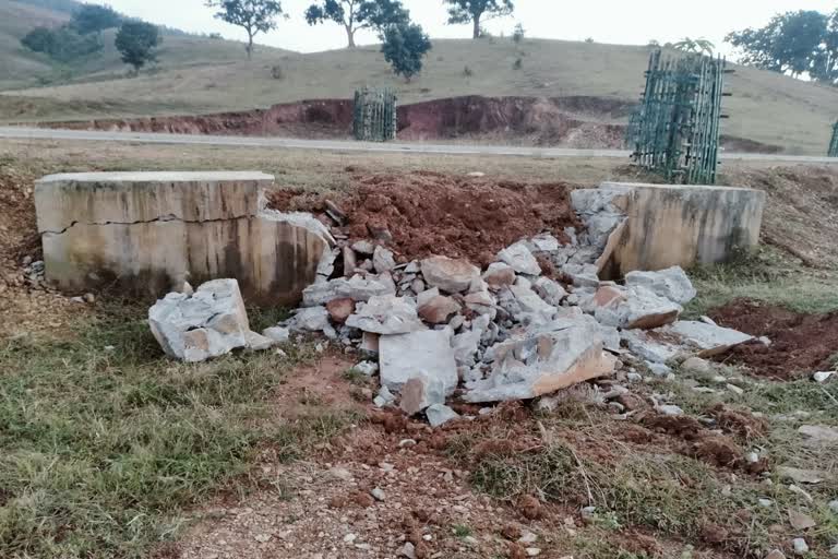 blast-on-culvert-in-chaibasa-on-goilkera-chaibasa-road