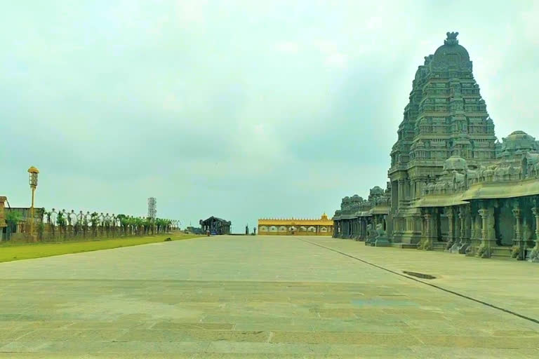 yadadri temple reconstruction works