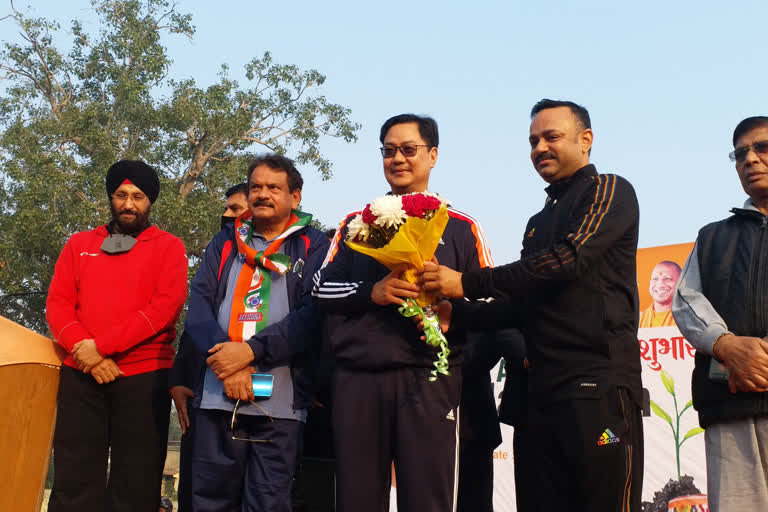 Union minister Kiren Rijiju launches run for Green mini-marathon in Agra