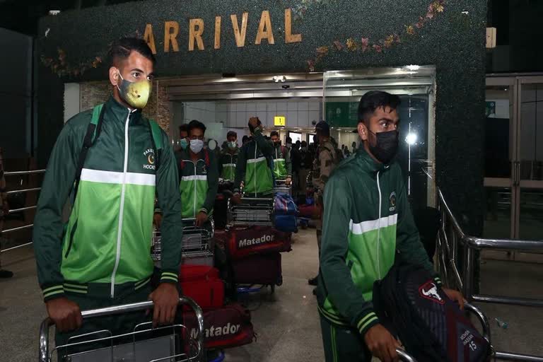 Pakistan hockey team arrives in India to participate in Junior World Cup