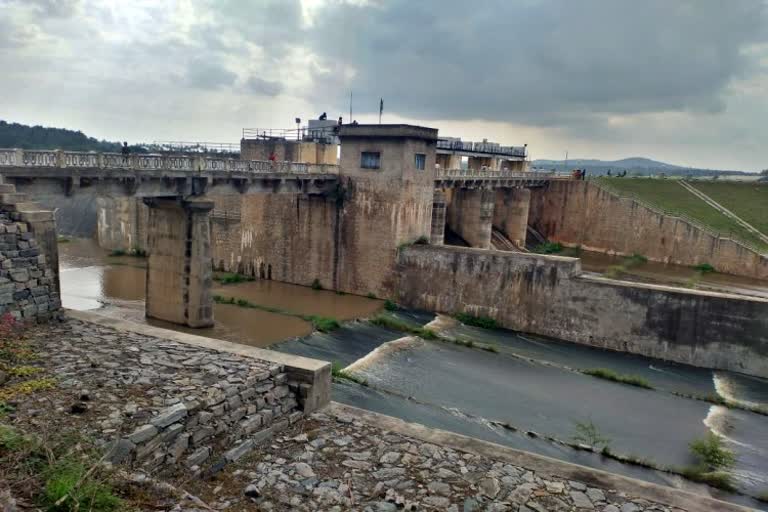 chamrajnagar dams filled after heavy rain in tamilunadu