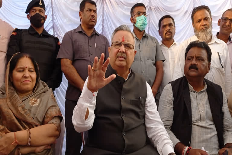 Raman Singh surrounded the Baghel government for two and a half years