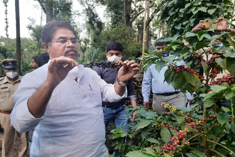 R Ashok visits rain affected areas