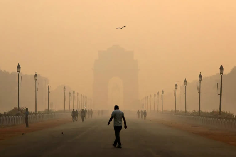 Delhi's air quality improves from very poor to poor on the back of winds