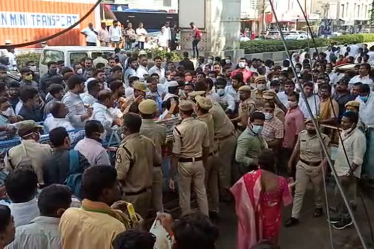 High Tension at rangareddy collectorate, Local body mlc elections telangana 2021