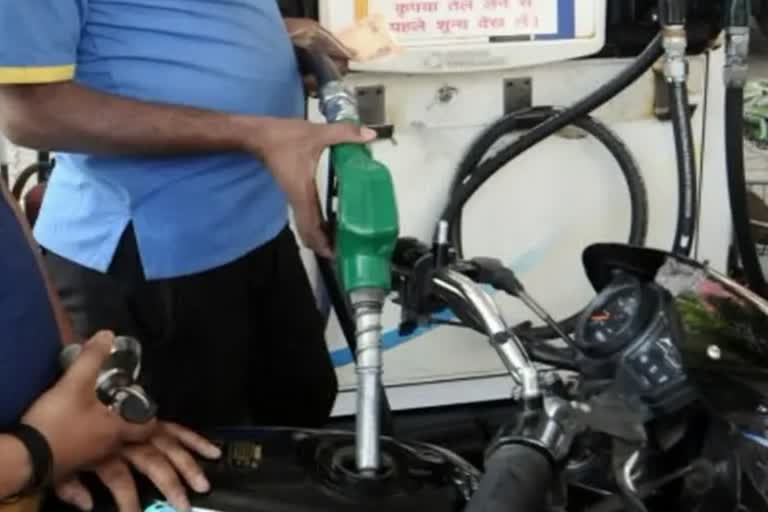 petroleum ministry  fuel price hike  Petroleum Reserves  central government  ഇന്ധന വിലയില്‍ കേന്ദ്ര സര്‍ക്കാറിന്‍റെ സുപ്രധാന നീക്കം  ഇന്ധന വില വര്‍ധനവ്  ഇന്ധന വില  fuel price