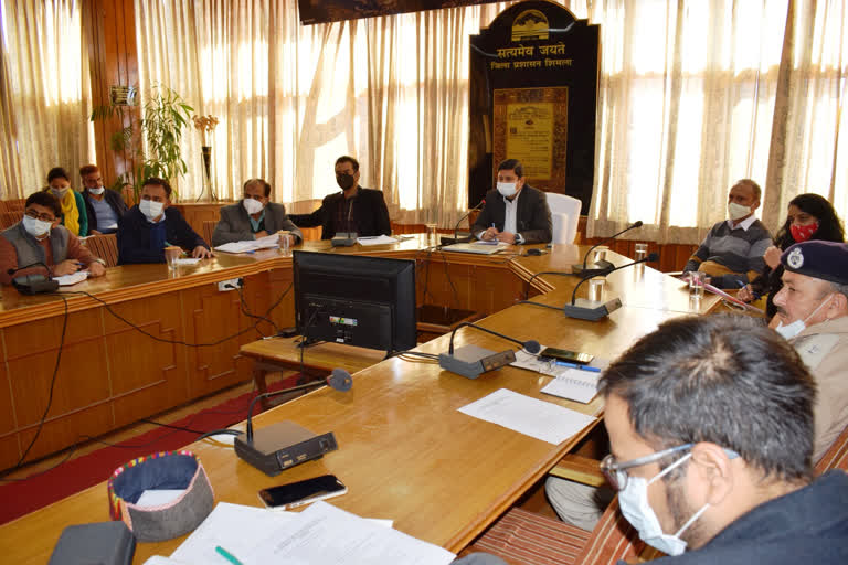 Preparation of Shimla district administration to deal with snowfall