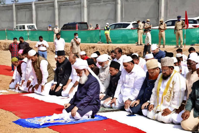 foundation-of-mosques-in-telangana-secretariat