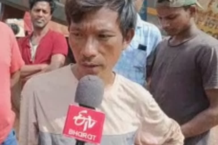 Migrant labour walks to Koraput district to return Guwahati from Hyderabad