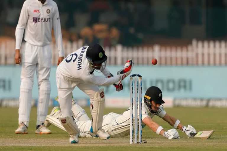 KS Bharat to keep the wickets as Wridhiman saha injures