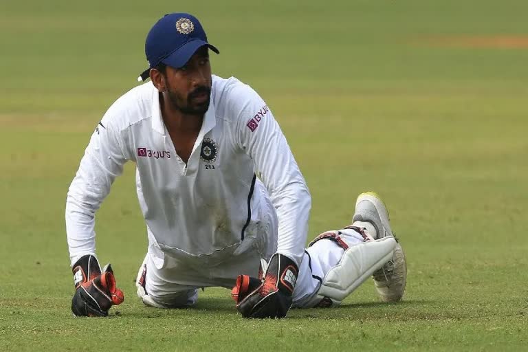 Wriddhiman Saha out with stiff neck issue, Srikar Bharat keeps wickets