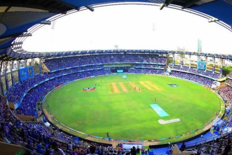 Wankhede test spectators, IND vs NBZ 2nd test, భారత్-న్యూజిలాండ్ రెండో టెస్టుకు ప్రేక్షకులు, వాంఖడే టెస్టుకు ప్రేక్షకులు