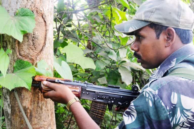 Police-Maoist shootout