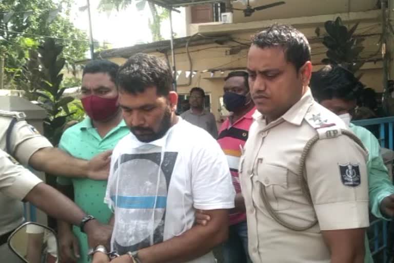 Contract Killer Arrested in Bhubaneswar: ହତ୍ୟା କରିବାକୁ ଆସି ଫସିଗଲା ସୁପାରି କିଲର