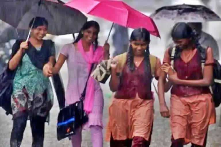 schools leave due to rain  holidays for educational institutes  school colleges leave due to heavy rain  school colleges leave in tamil nadu  தமிழ்நாட்டில் பள்ளி கல்லூரிகளுக்கு விடுமுறை  கல்விநிலையங்களுக்கு நாளை விடுமுறை  எந்தெந்த மாவட்டங்களுக்கு நாளை விடுமுறை  கனமழையால் பள்ளிகளுக்கு விடுமுறை