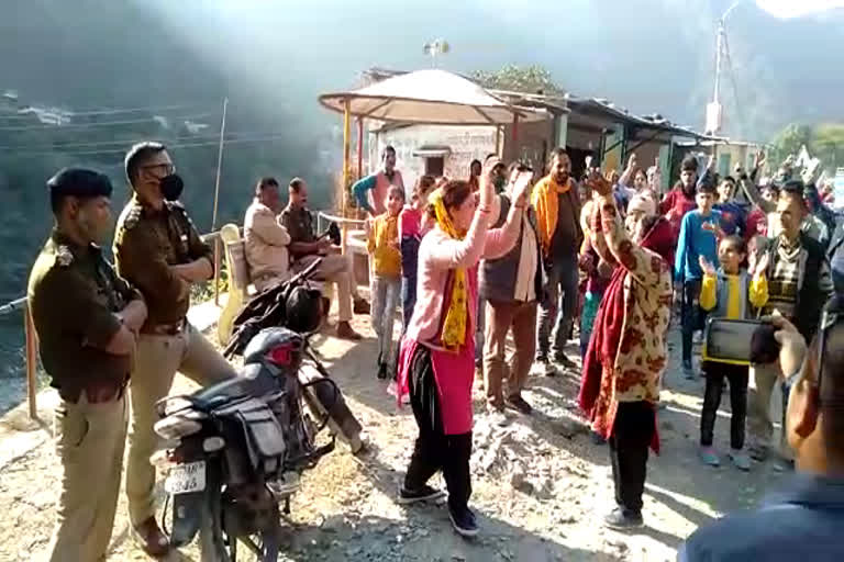 villagers protest