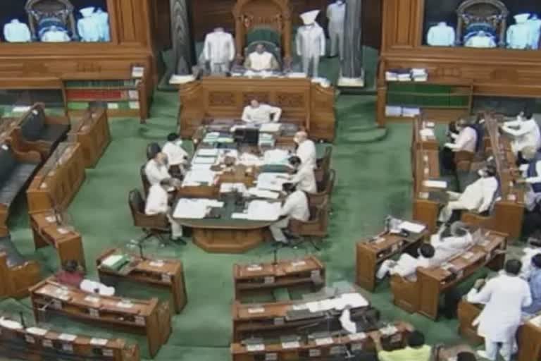 Parliament winter session 2021: રાજ્યસભામાંથી 12 સાંસદો સસ્પેન્ડ, હોબાળો કરવો ભારે પડ્યો