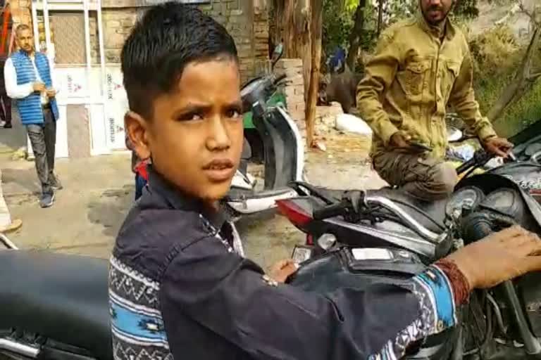 ten-year-old-boy-bike-mechanic-in-panipat-haryana