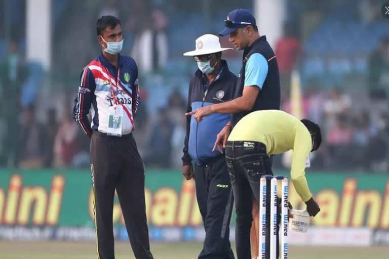 Rahul Dravid gives Rs 35,000 to field men for preparing brilliant pitch
