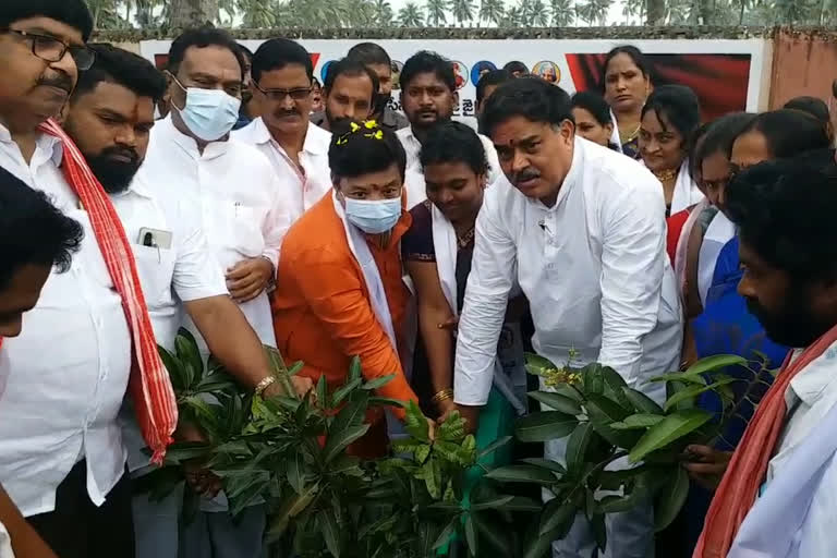 Janasena leader Nadendla Manohar razole tour