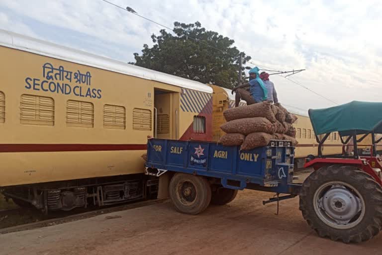 Onion special train departs from Alwar