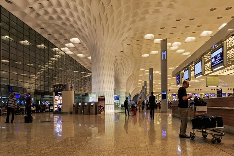Omicron scare: institutional quarantine must for  'at risk' countries travelers to Maharashtra
