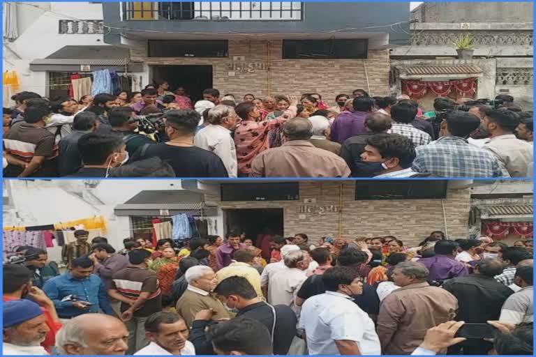 Demolition at Rajkot: મેયરના જ વોર્ડમાં 115 મકાનો તોડી પડાશે, સ્થાનિકોએ કહ્યું- નોટિસ જ નથી મળી