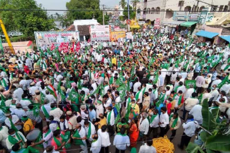 amaravati farmers maha padayatra