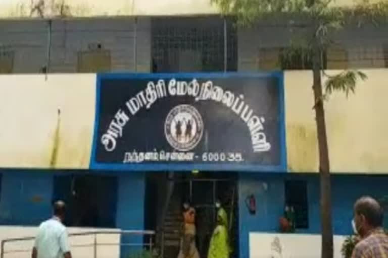 சென்னையில் பள்ளிகள் மழைக்குப் பின்னர் வழக்கம் போல் இயங்கின