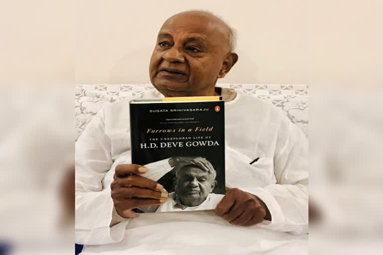 Biography on HD Deve Gowda