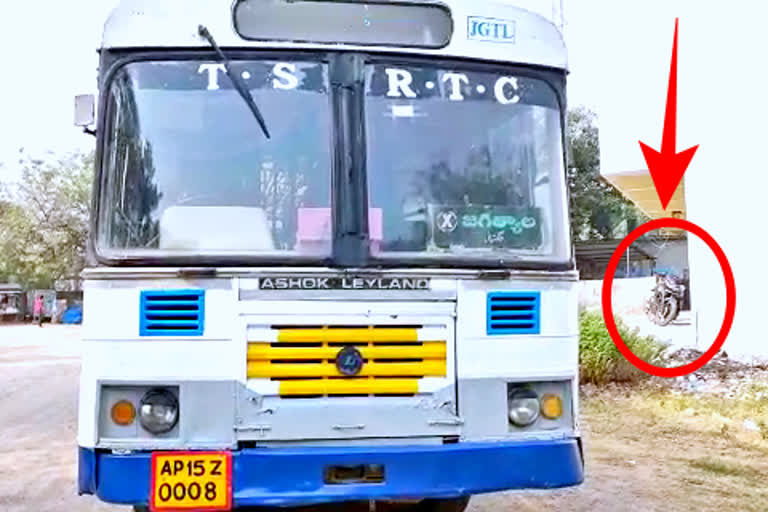 younger argument with rtc bus driver