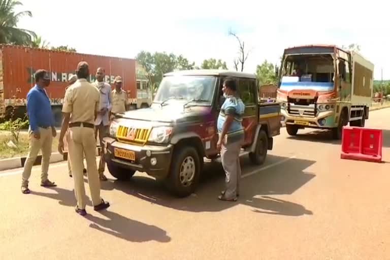 Illegal alcohol transport from goa with fish vehicle