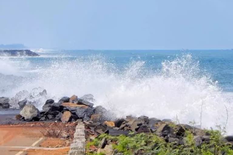 jawad-cyclone-effect-in-west-godavari