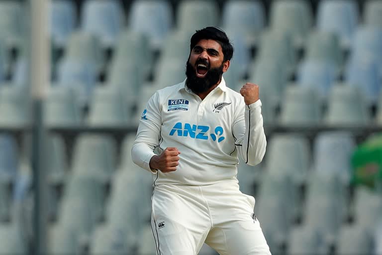 India vs New Zealand Test  INDVSNZ  India reach 285/6 at lunch  INDVSNZ test update  ajaz patel get six wicket  ഇന്ത്യ ന്യൂസിലൻഡ് ടെസ്റ്റ്  ന്യൂസിലൻഡിനെതിരെ ഇന്ത്യക്ക് ആറ് വിക്കറ്റ് നഷ്‌ടം  നിലയുറപ്പിച്ച് മായങ്ക് അഗർവാൾ