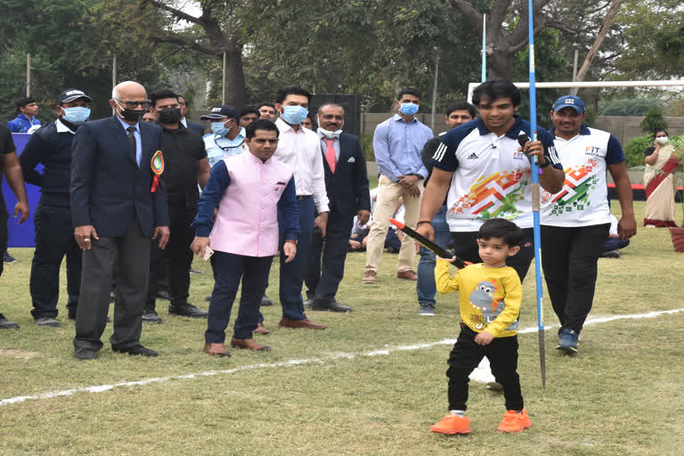 pm modi shares videos of Olympian Neeraj Chopra