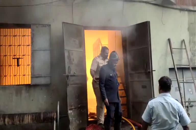 bhiwandi pearl factory caught fire