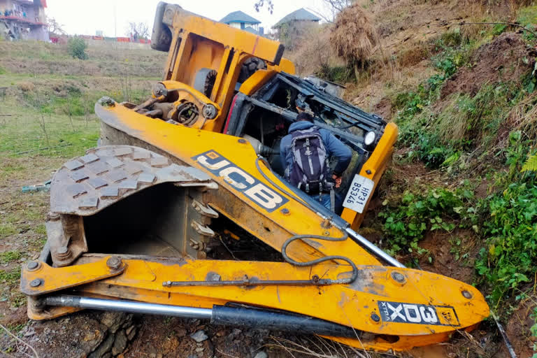 JCB accident in Karsog