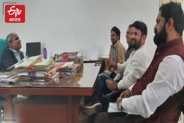 Upen Yadav Met Secretary of Panchayati Raj Department