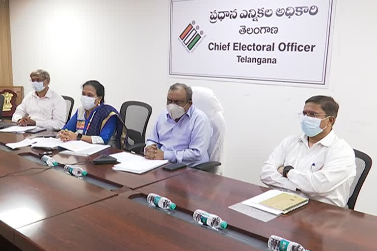 CEO on mlc elections: 'ఆరు స్థానాల్లో ఎమ్మెల్సీ ఎన్నికల కోసం 37 పోలింగ్​ కేంద్రాలు'