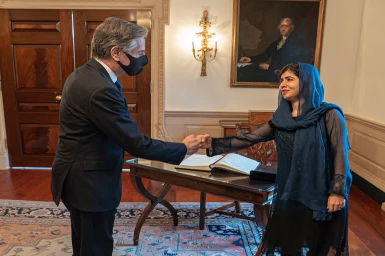 Malala Yousafzai meets US Secretary of State