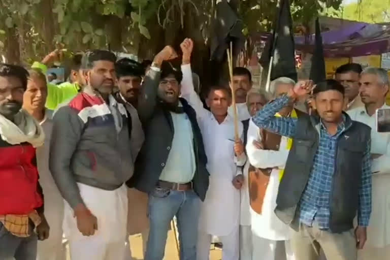 black flags to Digvijay Chautala