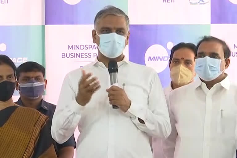 Harish rao in Kondapur hospital